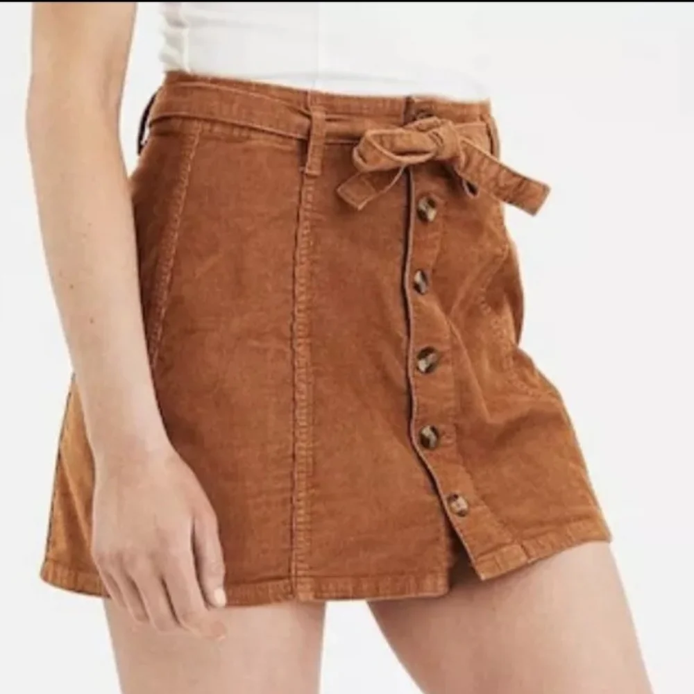 American Eagle Women's Tan Corduroy Mini Skirt Size 4